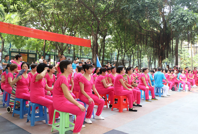 “舞出真我风采”半决赛炫动羊城，开启广场舞健康新篇章